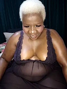 dirasweetlipsxx online show from May 7, 7:52 pm