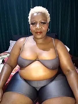 dirasweetlipsxx online show from May 16, 7:01 pm