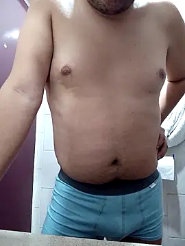 Snapshot of Diegovm934 chatting on September 21, 9:22 am Diegovm934 online show from September 21, 9:22 am