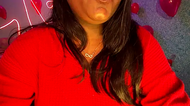 Snapshot of expression_queen chatting on February 15, 8:54 pm expression queen online show from February 15, 8:54 pm