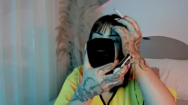 Evangeline bell online show from September 18, 12:29 pm