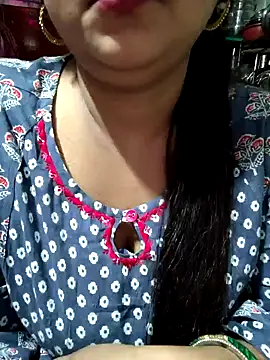 Snapshot of Jeenat_ chatting on December 6, 2:13 am Jeenat online show from December 6, 2:13 am