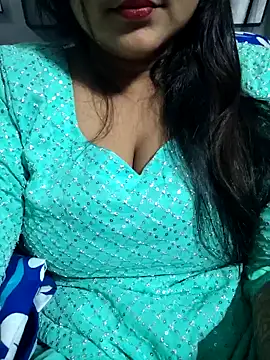 Snapshot of Jeenat_ chatting on December 14, 6:52 pm Jeenat online show from December 14, 6:52 pm