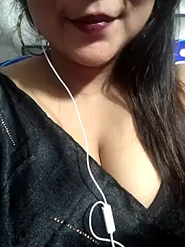 Snapshot of Jeenat_ chatting on December 25, 9:43 pm Jeenat online show from December 25, 9:43 pm
