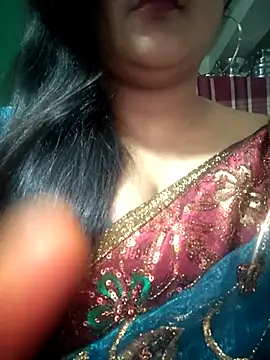 Snapshot of Jeenat_ chatting on February 8, 6:33 pm Jeenat online show from February 8, 6:33 pm