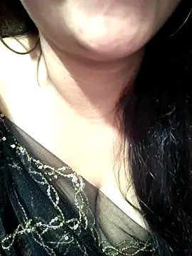 Snapshot of Jeenat_ chatting on February 17, 6:15 pm Jeenat online show from February 17, 6:15 pm