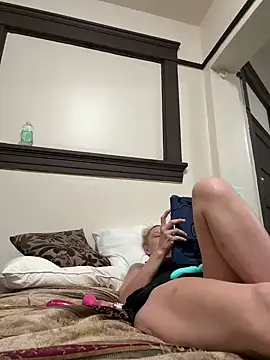 SunnyRays69 online show from September 24, 12:52 pm