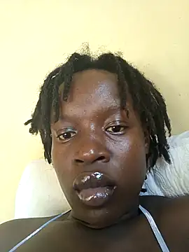 Snapshot of Juicylittle_slute chatting on October 6, 3:59 am Juicylittle slute online show from October 6, 3:59 am