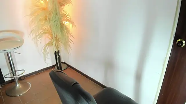 kattadoll online show from October 4, 1:47 am