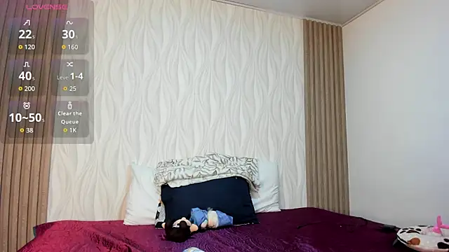  ashleymiller online show from February 9, 7:07 pm