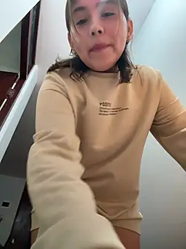 kittyfresita online show from February 22, 2:06 am