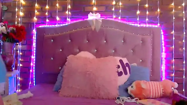 Snapshot of dulcevegga chatting on February 7, 3:34 am dulcevegga online show from February 7, 3:34 am