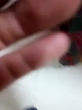 Snapshot of huzi518 chatting on October 3, 1:41 pm huzi518 online show from October 3, 1:41 pm