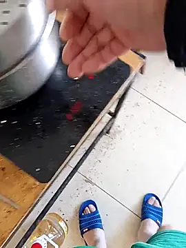 huzi518 online show from November 15, 3:26 am