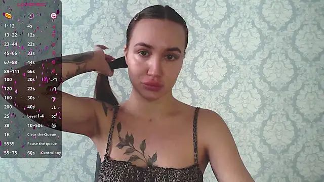 Snapshot of Stasia_Queen chatting on February 18, 8:16 am Stasia Queen online show from February 18, 8:16 am