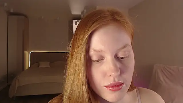 lulu moonmoon online show from December 12, 4:43 pm