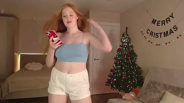 lulu moonmoon online show from December 24, 4:40 pm