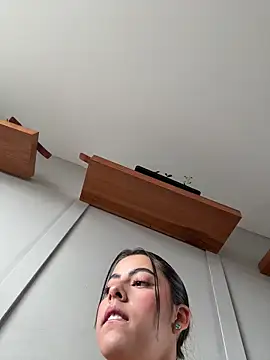 Snapshot of DakotaShelby chatting on February 3, 2:55 pm DakotaShelby online show from February 3, 2:55 pm