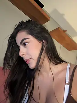 DakotaShelby online show from May 22, 11:21 pm