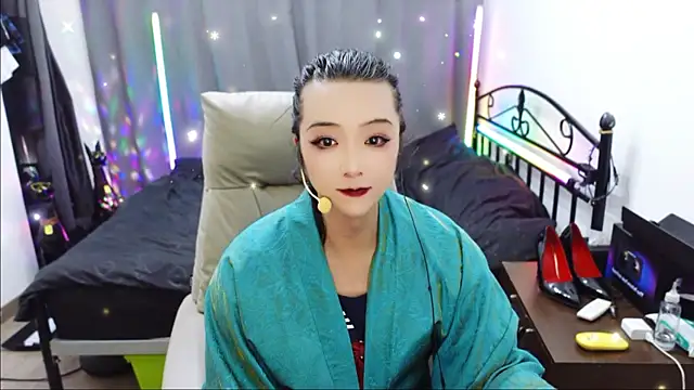 CarlClaus online show from July 17, 8:54 am
