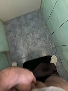 Snapshot of mj23641 chatting on March 29, 9:42 am mj23641 online show from March 29, 9:42 am