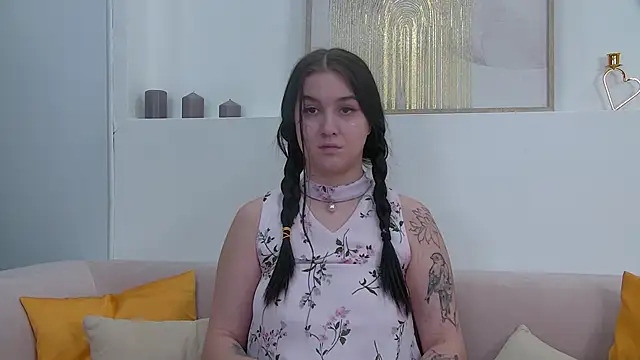 ChristinaMilton online show from January 8, 4:44 pm