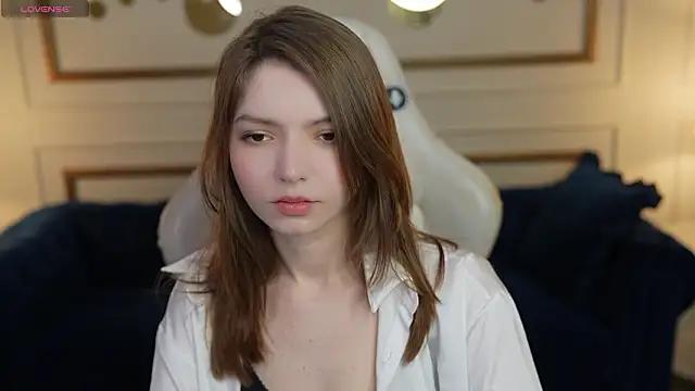 Snapshot of Michelle_054 chatting on March 1, 3:52 am Michelle 054 online show from March 1, 3:52 am