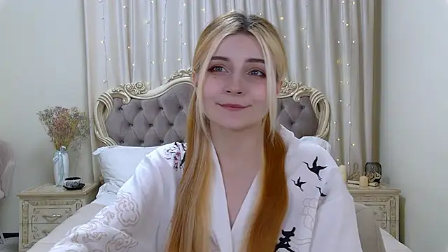 Snapshot of KellyStone chatting on January 28, 8:36 pm KellyStone online show from January 28, 8:36 pm