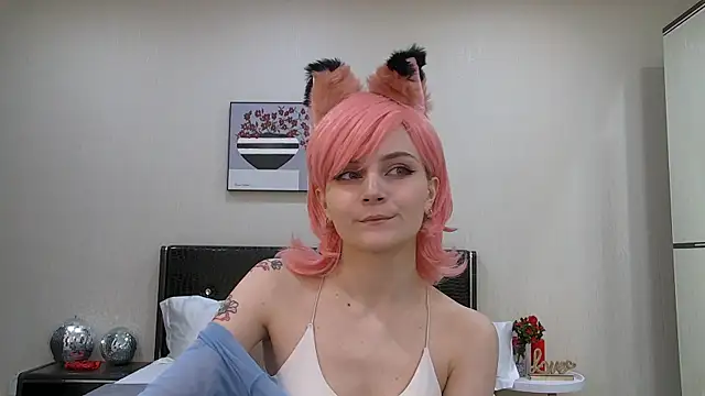 Snapshot of KellyStone chatting on March 17, 5:45 am KellyStone online show from March 17, 5:45 am