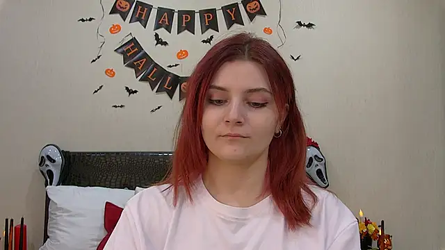 Snapshot of KellyStone chatting on November 2, 5:32 am KellyStone online show from November 2, 5:32 am