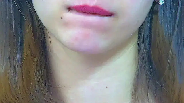 Snapshot of PollyLanders chatting on October 20, 7:14 pm PollyLanders online show from October 20, 7:14 pm