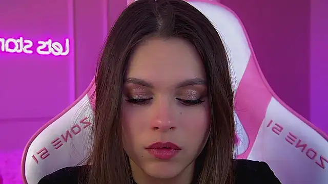 PollyLanders online show from March 6, 6:59 pm