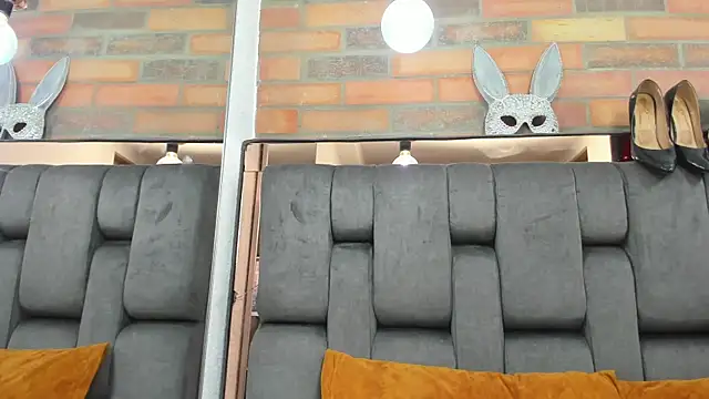 JESSYCORTES online show from October 15, 2:28 pm