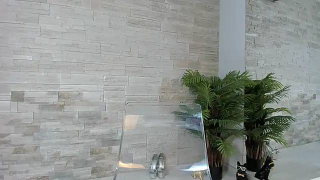 Jessy Cruz online show from October 2, 5:03 am