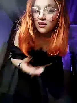SophiaWeestt99 online show from January 16, 4:28 am