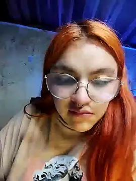 SophiaWeestt99 online show from January 18, 4:15 am