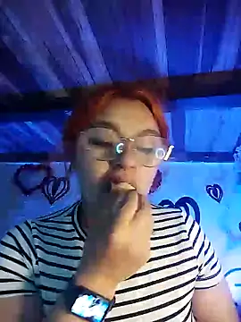 SophiaWeestt99 online show from February 6, 1:16 am