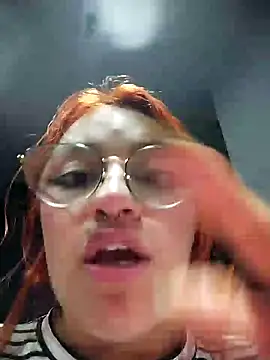 SophiaWeestt99 online show from February 6, 7:24 am
