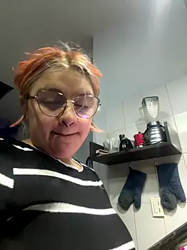 SophiaWeestt99 online show from September 27, 10:59 pm