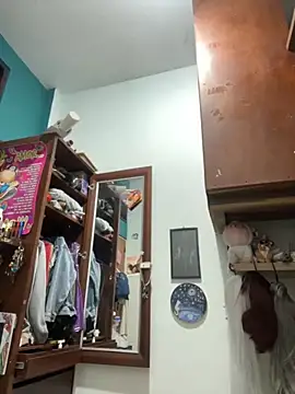 SophiaWeestt99 online show from October 10, 2:43 am