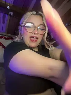 SophiaWeestt99 online show from March 6, 3:47 am