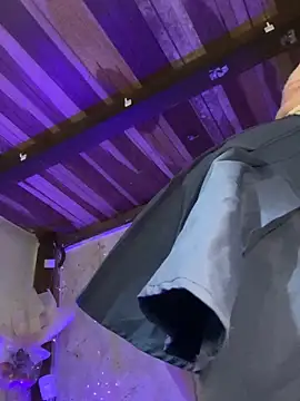 SophiaWeestt99 online show from March 7, 3:58 am