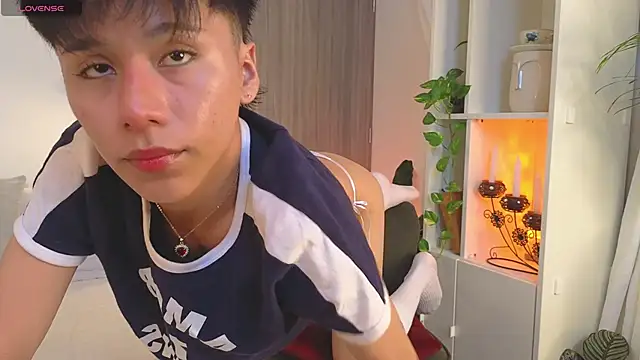 Tommyfoxboy online show from November 30, 1:04 pm