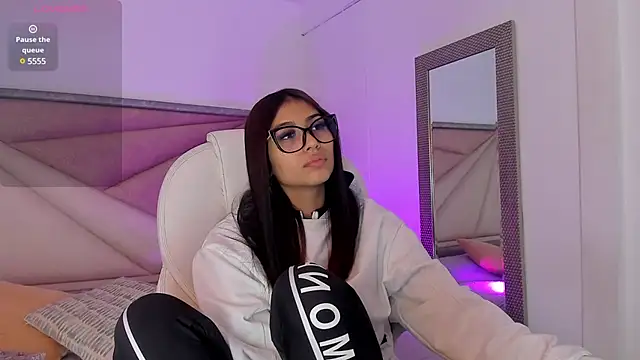 ZaraLim online show from December 6, 12:16 pm