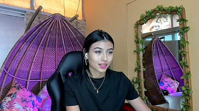 ZaraLim online show from January 27, 9:33 pm