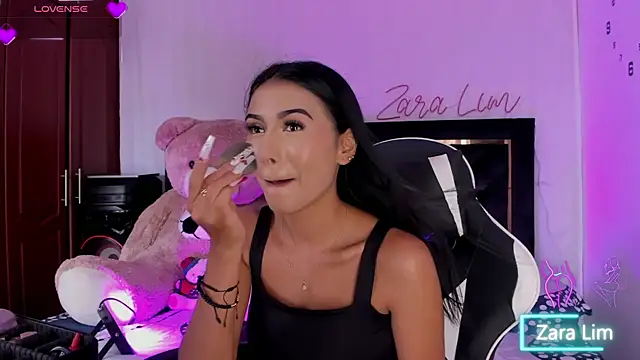 ZaraLim online show from October 1, 6:14 pm