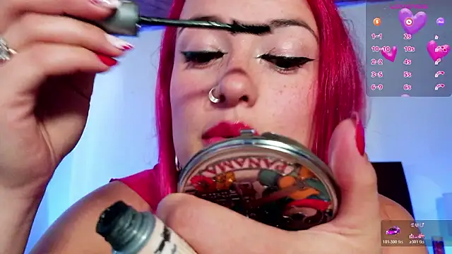 luccycollins  online show from March 26, 3:06 pm