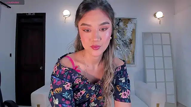 RebeccaHudson online show from January 23, 3:16 am