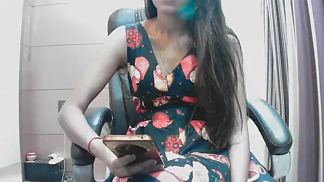 collage hoty online show from October 11, 4:38 pm