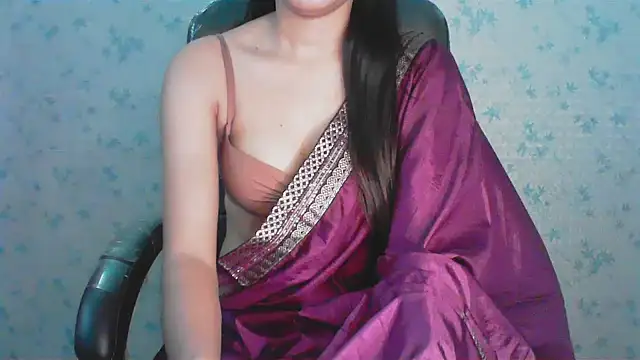 Snapshot of collage_hoty chatting on June 13, 3:15 am collage hoty online show from June 13, 3:15 am